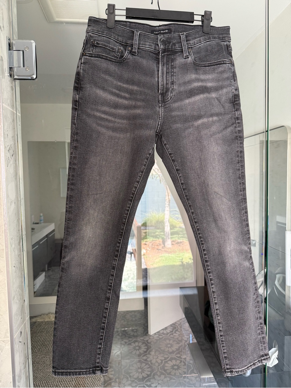 Lucky Brand Men's Washed Black Skinny Jeans